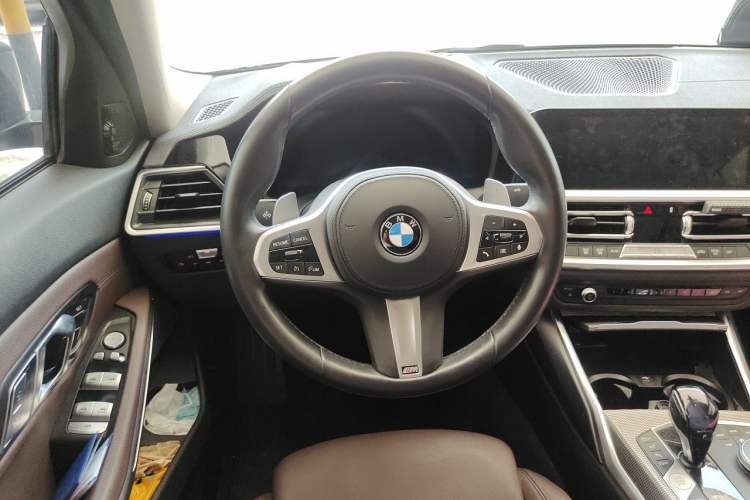 Used BMW 3 Series 2020 330i M Sport Night Edition Steering Wheel
