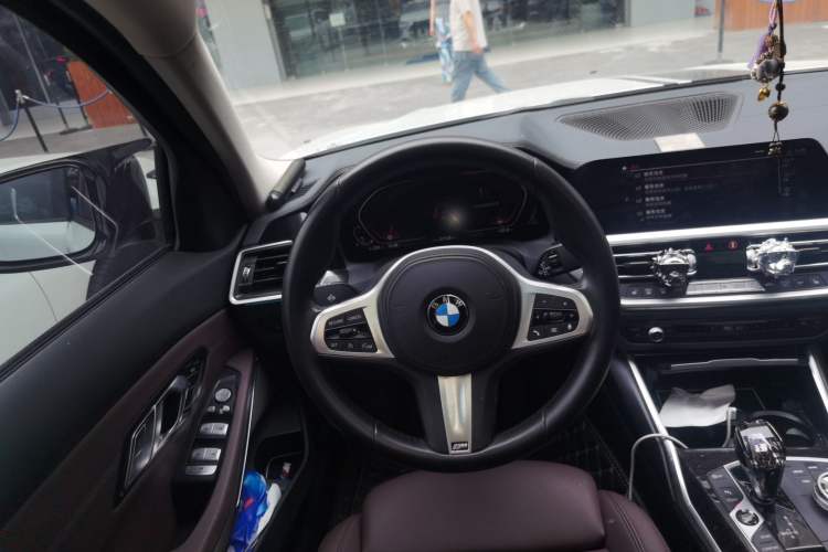 Used BMW 3 Series 2020 Restyled 325Li M Sport Package Steering Wheel