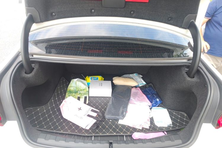 Used BMW 3 Series 2020 325Li First Edition Trunk