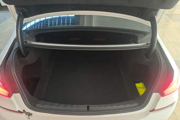Used BMW 3 Series 2020 Restyled 325Li M Sport Package Trunk