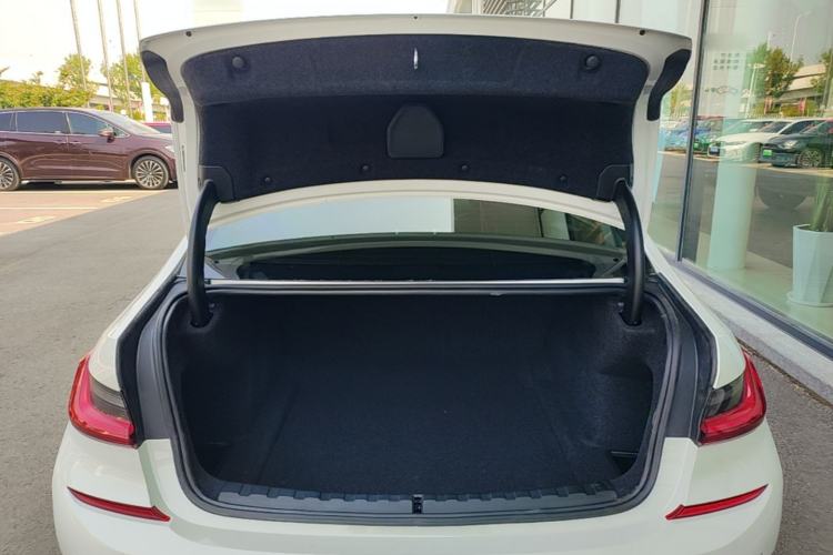 Used BMW 3 Series 2020 Restyled 325Li M Sport Package Trunk