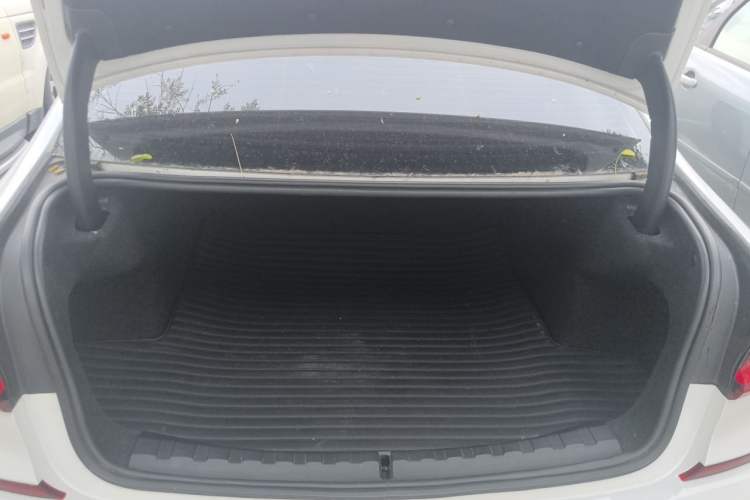 Used BMW 3 Series 2020 320Li M Sport Package Trunk