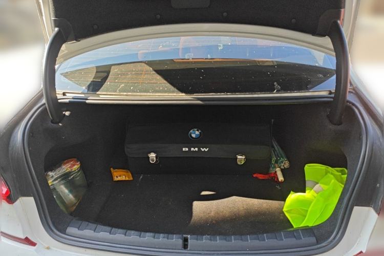 Used BMW 3 Series 2020 320Li M Sport Package Trunk