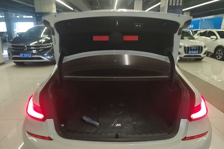 Used BMW 3 Series 2020 Facelifted 325i M Sport Package Trunk
