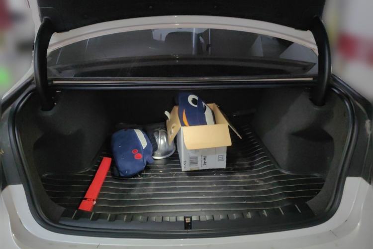 Used BMW 3 Series 2020 325Li First Edition Trunk