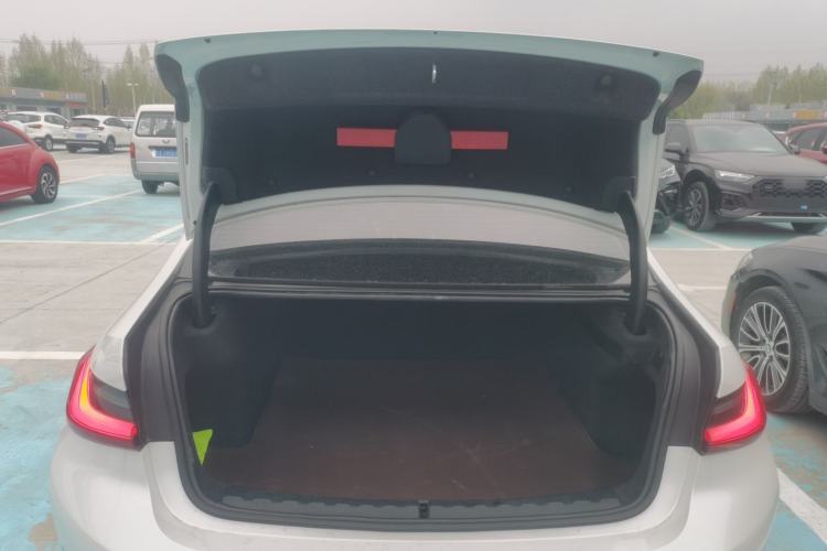 Used BMW 3 Series 2020 325Li First Edition Trunk