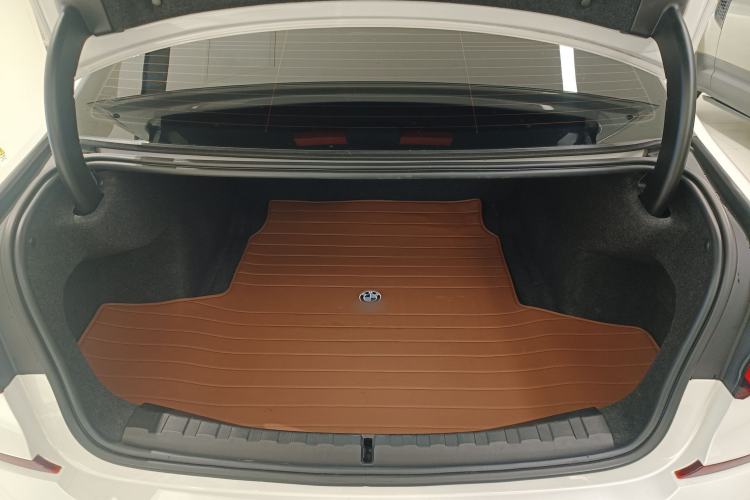 Used BMW 3 Series 2020 330i M Sport Night Edition Trunk