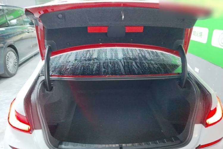 Used BMW 3 Series 2020 320Li M Sport Package Trunk