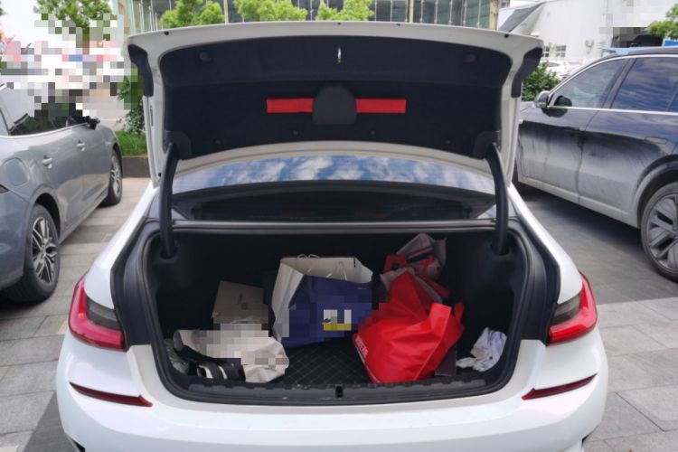 Used BMW 3 Series 2020 320Li M Sport Package Trunk