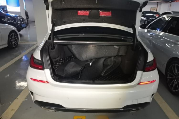 Used BMW 3 Series 2020 325Li M Sport Package Trunk