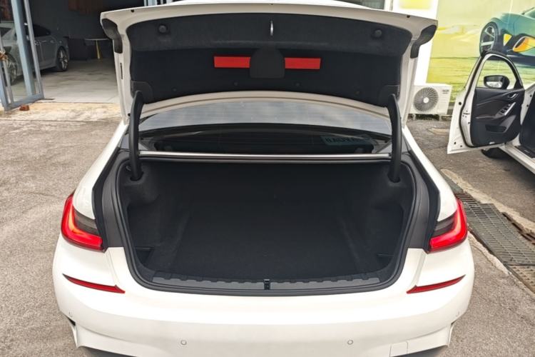 Used BMW 3 Series 2020 Facelifted 325Li M Sport Night Edition Package Trunk