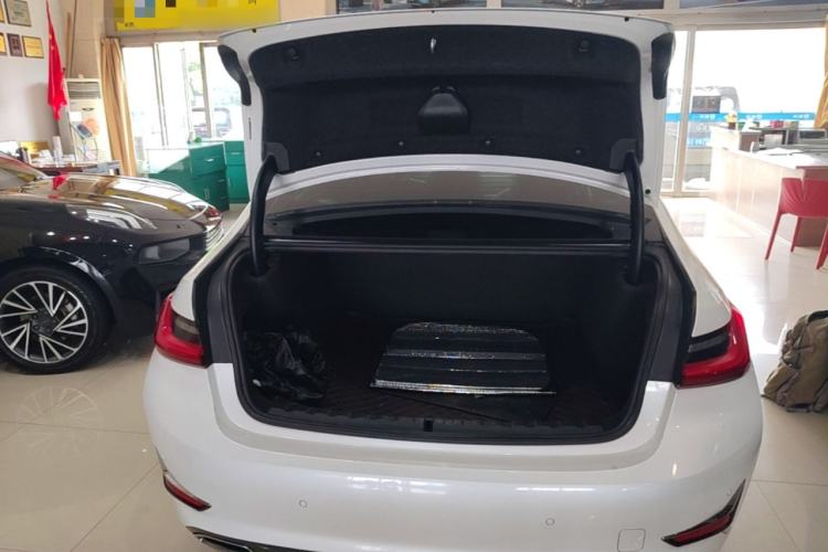 Used BMW 3 Series 2020 325Li First Edition Trunk
