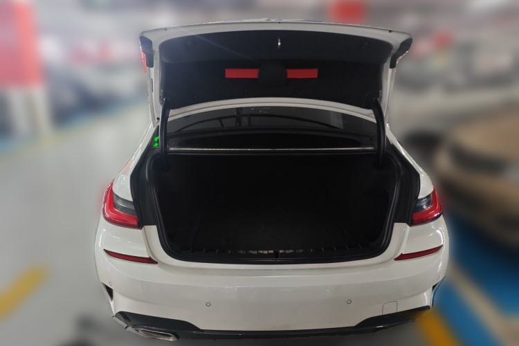 Used BMW 3 Series 2020 320Li M Sport Package Trunk