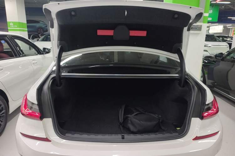 Used BMW 3 Series 2020 Facelifted 325Li M Sport Night Edition Package Trunk