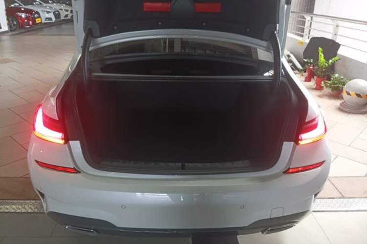 Used BMW 3 Series 2020 Restyled 325Li M Sport Package Trunk