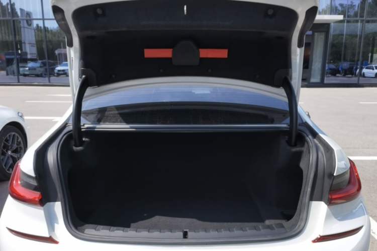 Used BMW 3 Series 2020 Restyled 325Li M Sport Package Trunk