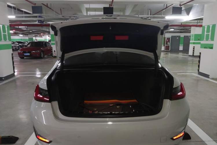 Used BMW 3 Series 2020 325Li First Edition Trunk