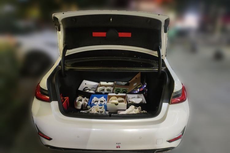Used BMW 3 Series 2020 325Li First Edition Trunk