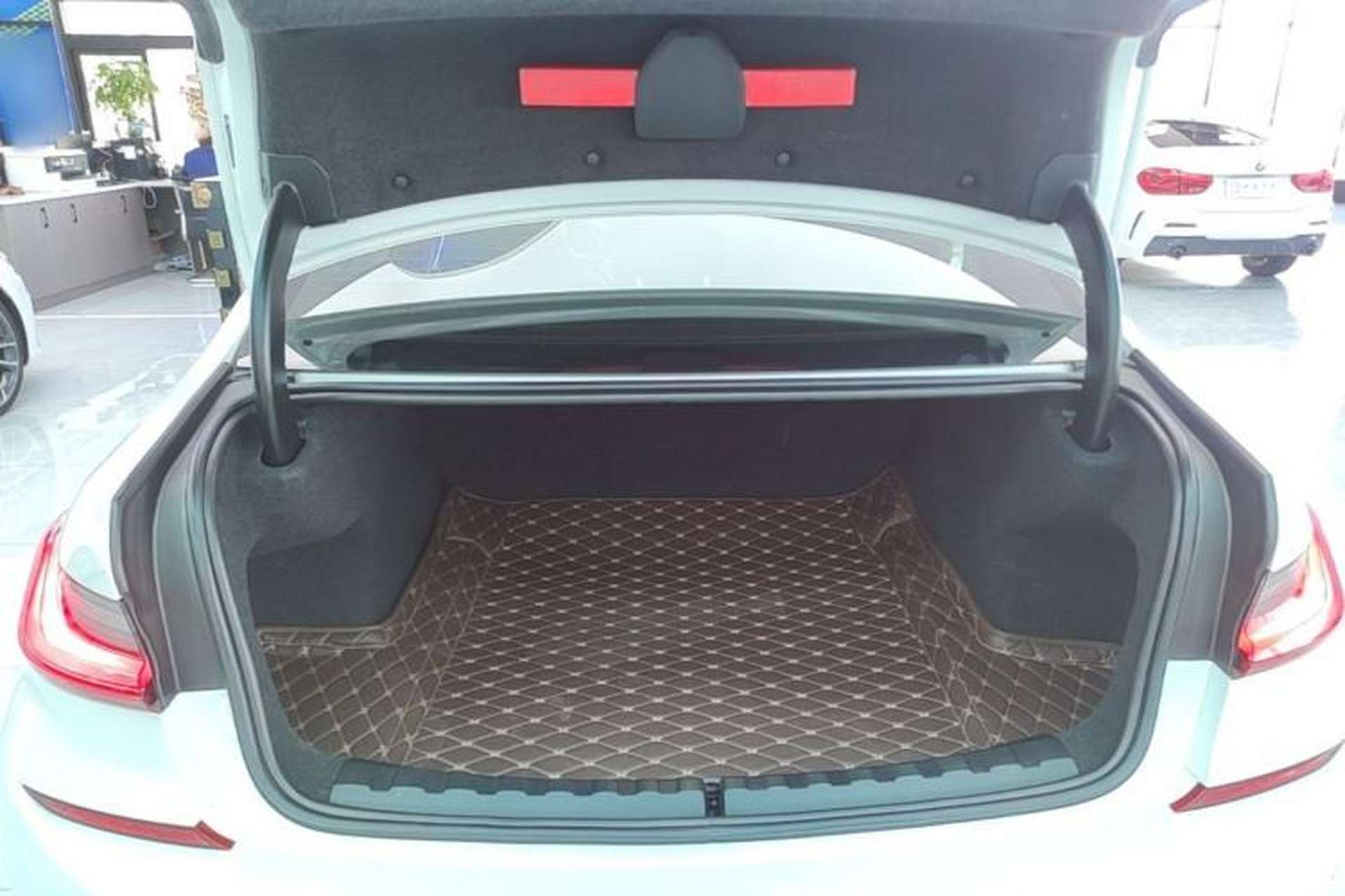 Used BMW 3 Series 2020 320Li M Sport Package Trunk