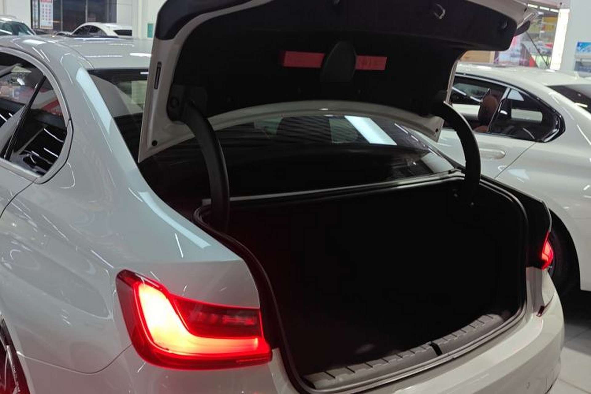 Used BMW 3 Series 2020 Restyled 325Li M Sport Package Trunk