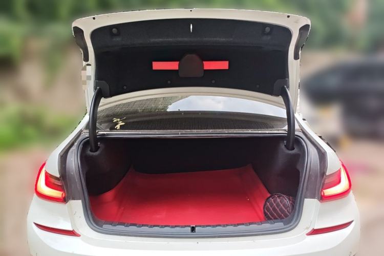 Used BMW 3 Series 2020 320Li M Sport Package Trunk