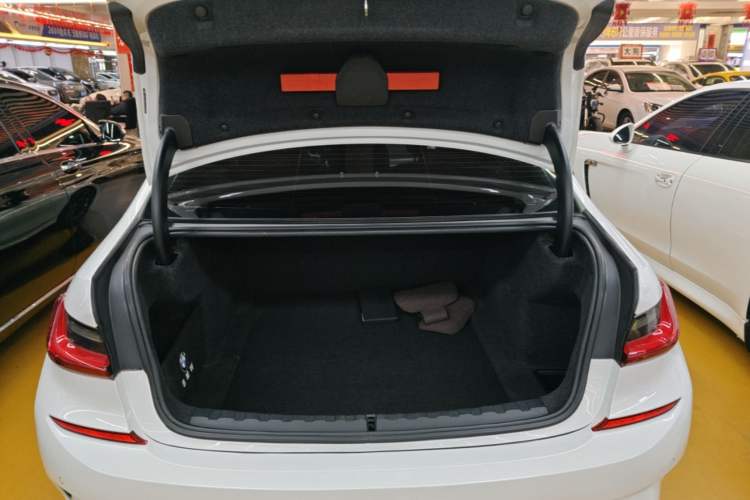 Used BMW 3 Series 2020 325Li M Sport Night Edition Package Trunk