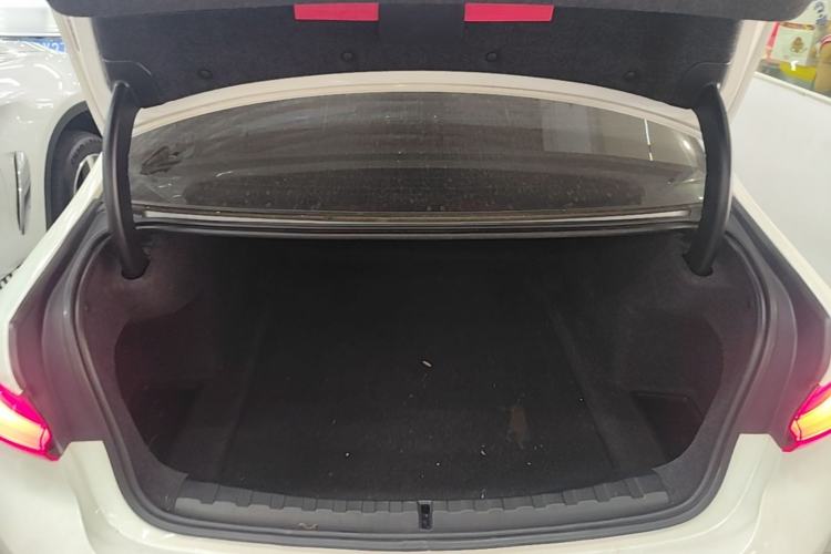 Used BMW 3 Series 2020 325Li First Edition Trunk