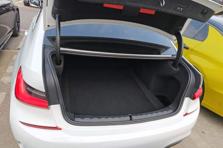 Used BMW 3 Series 2020 Restyled 325Li M Sport Package Trunk