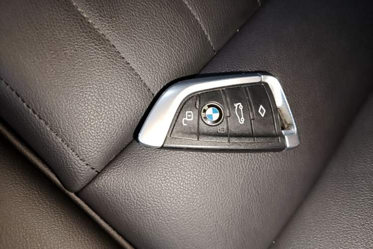 Used BMW 3 Series 2020 325Li M Sport Package Vehicle Key
