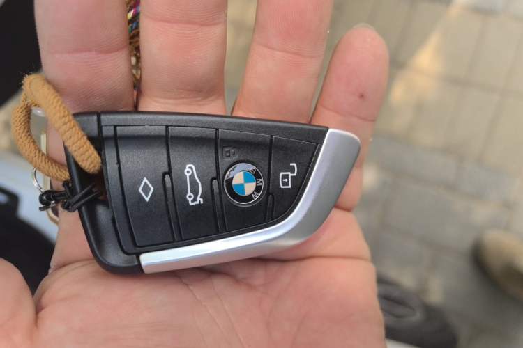 Used BMW 3 Series 2020 Restyled 325Li M Sport Package Vehicle Key