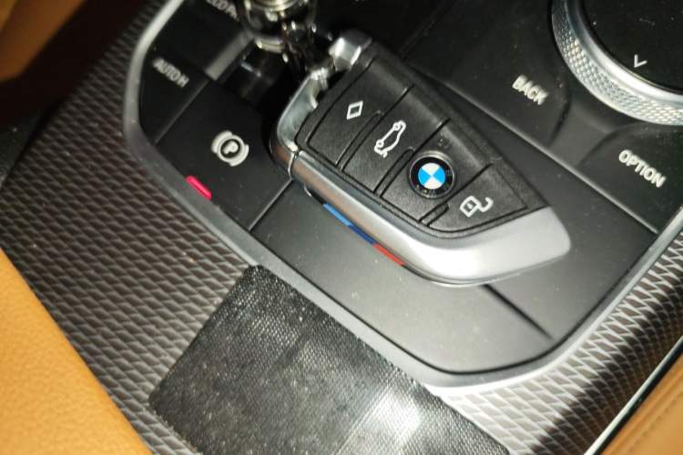 Used BMW 3 Series 2020 Facelifted 325Li M Sport Night Edition Package Vehicle Key