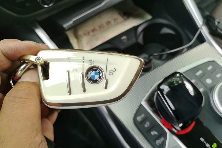 Used BMW 3 Series 2020 Facelifted 325Li M Sport Night Edition Package Vehicle Key