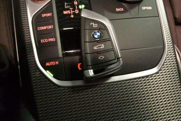 Used BMW 3 Series 2020 Restyled 325i M Sport Night Edition Package Vehicle Key