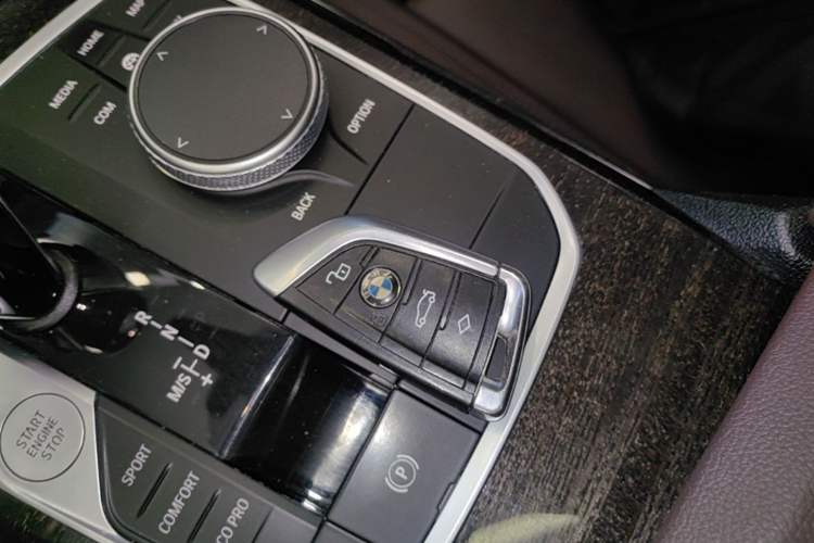 Used BMW 3 Series 2020 Restyled 325Li M Sport Package Vehicle Key