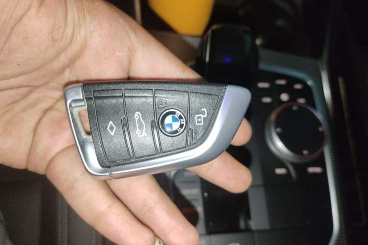 Used BMW 3 Series 2020 Restyled 325i M Sport Night Edition Package Vehicle Key