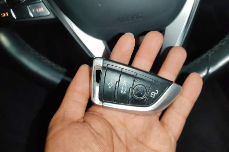 Used BMW 3 Series 2020 325Li First Edition Vehicle Key