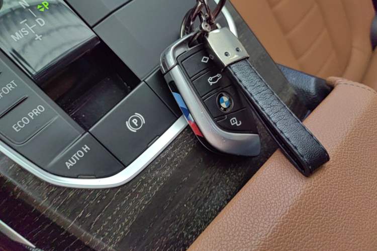 Used BMW 3 Series 2020 Facelifted 325Li xDrive M Sport Package Vehicle Key