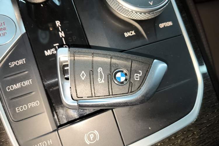 Used BMW 3 Series 2020 Facelifted 325Li xDrive M Sport Package Vehicle Key