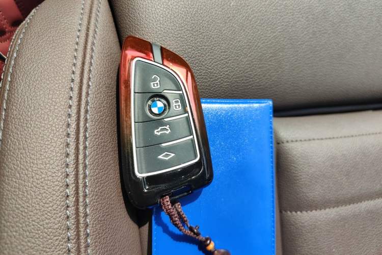 Used BMW 3 Series 2020 Restyled 325Li M Sport Package Vehicle Key
