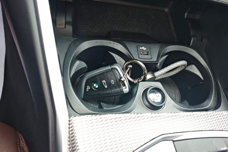Used BMW 3 Series 2020 Facelifted 325Li M Sport Night Edition Package Vehicle Key