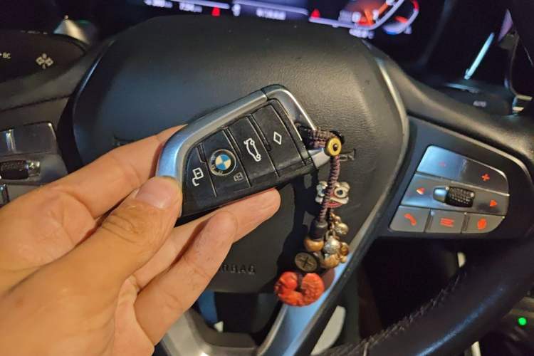 Used BMW 3 Series 2020 325Li First Edition Vehicle Key