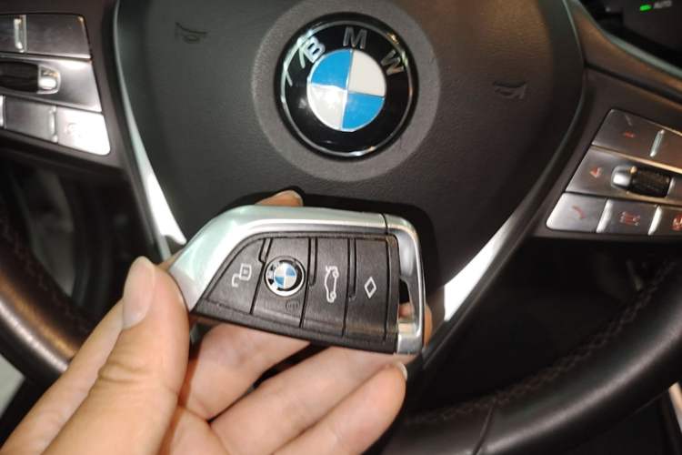 Used BMW 3 Series 2020 325Li First Edition Vehicle Key