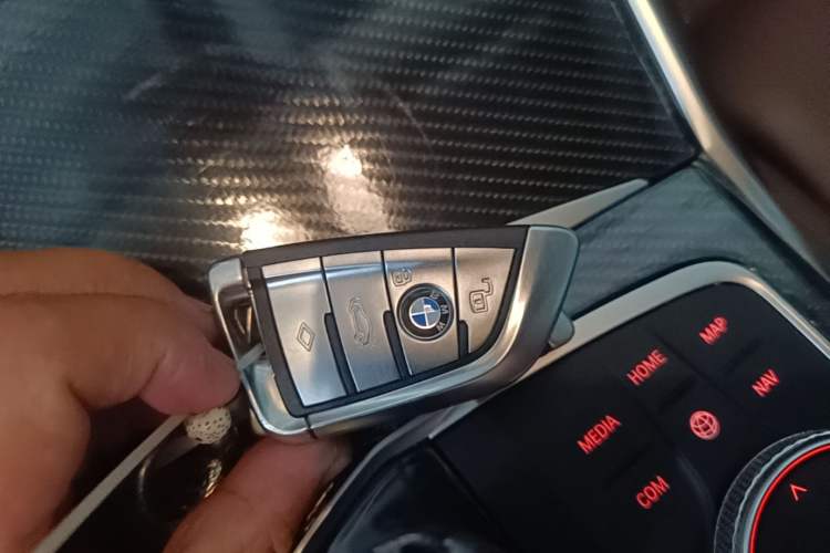 Used BMW 3 Series 2020 325Li First Edition Vehicle Key