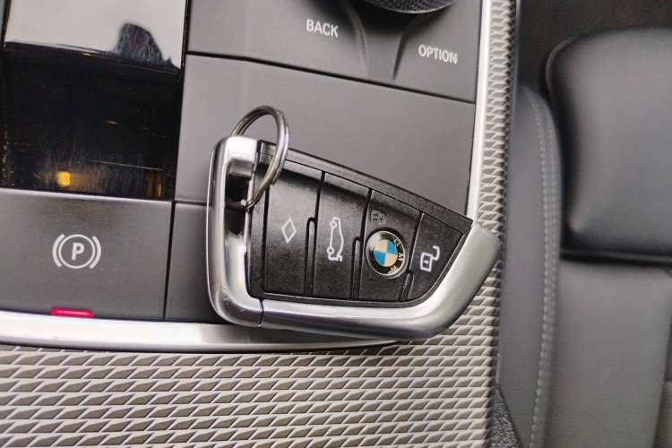 Used BMW 3 Series 2020 Facelifted 325Li M Sport Night Edition Package Vehicle Key