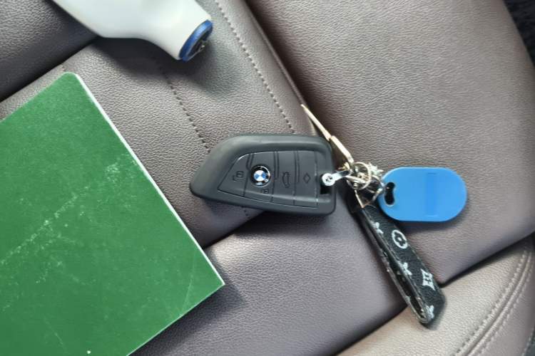 Used BMW 3 Series 2020 Facelifted 325Li M Sport Night Edition Package Vehicle Key