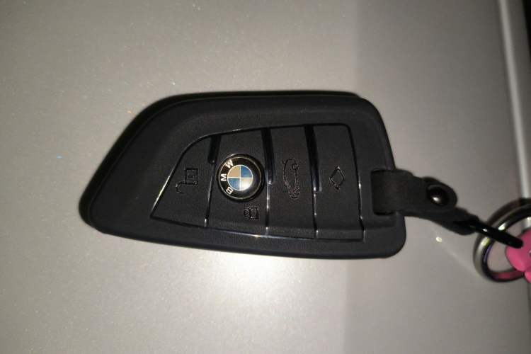 Used BMW 3 Series 2020 325Li First Edition Vehicle Key