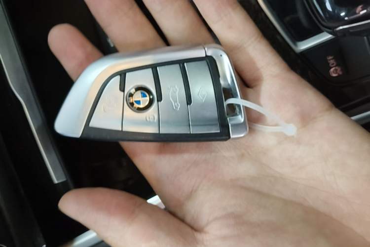 Used BMW 3 Series 2020 Restyled 325Li M Sport Package Vehicle Key