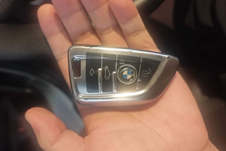 Used BMW 3 Series 2020 Restyled 325Li M Sport Package Vehicle Key
