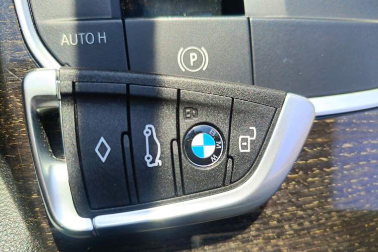 Used BMW 3 Series 2020 325Li M Sport Package Vehicle Key