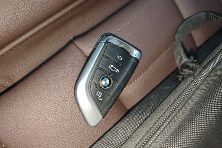 Used BMW 3 Series 2020 325Li First Edition Vehicle Key